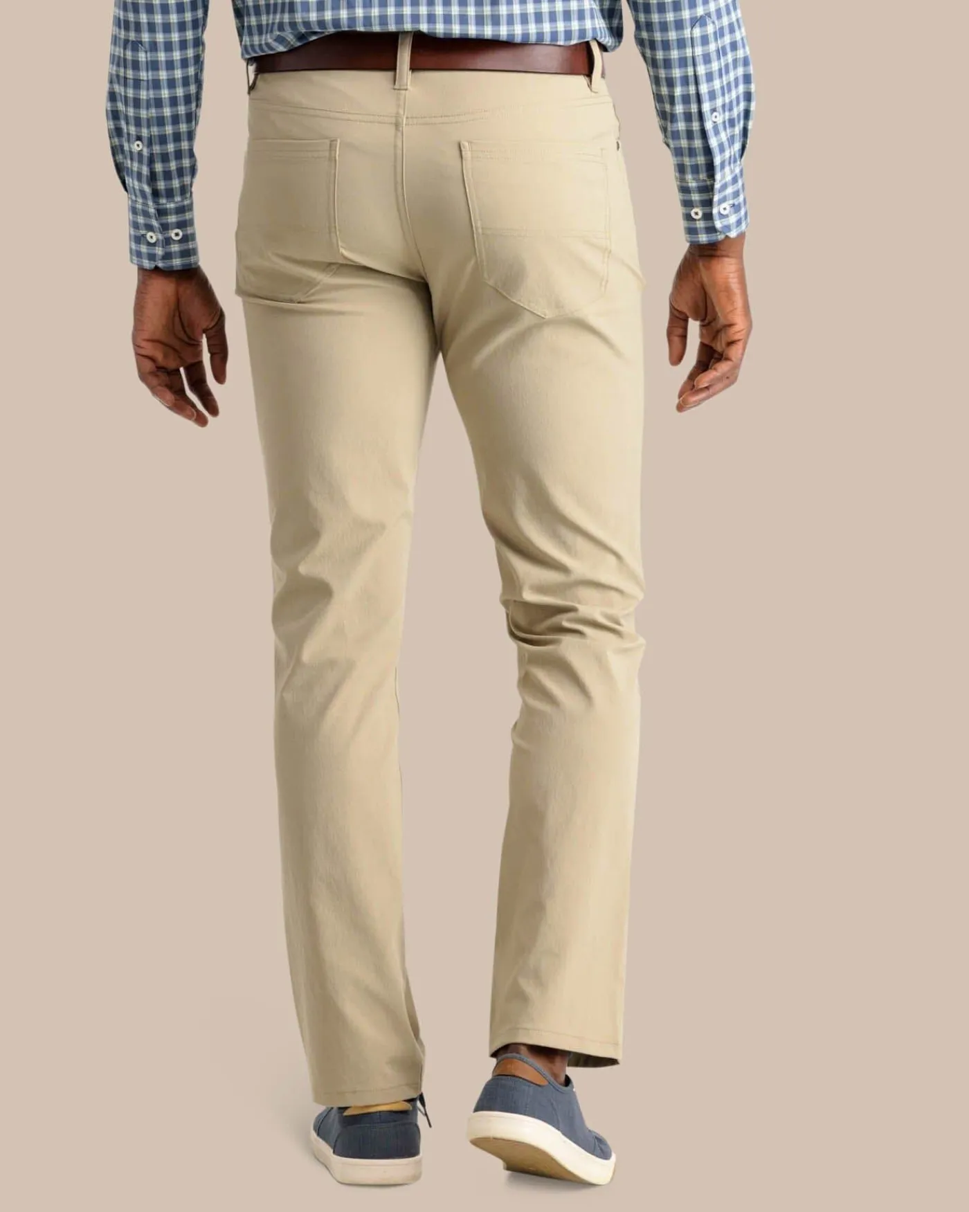 Store Southern Tide Intercoastal Performance Pant Sandstone Khaki